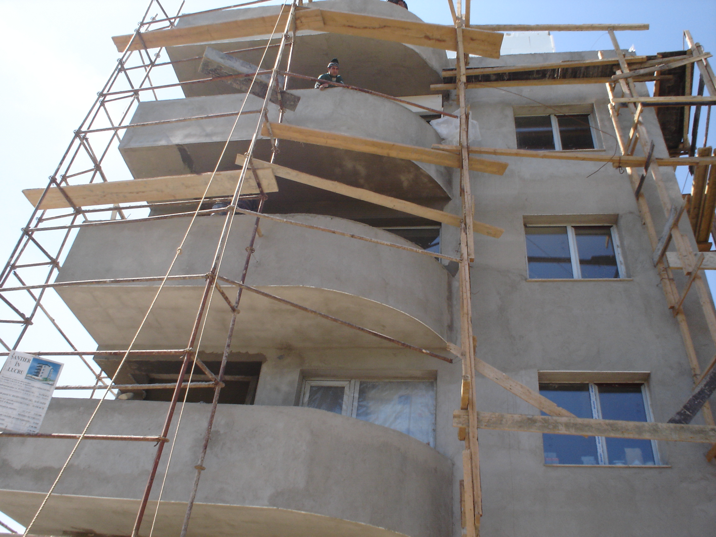 Bloc Fundeni P+4 Etaje — SC SOFIA INVEST CONSTRUCT SRL