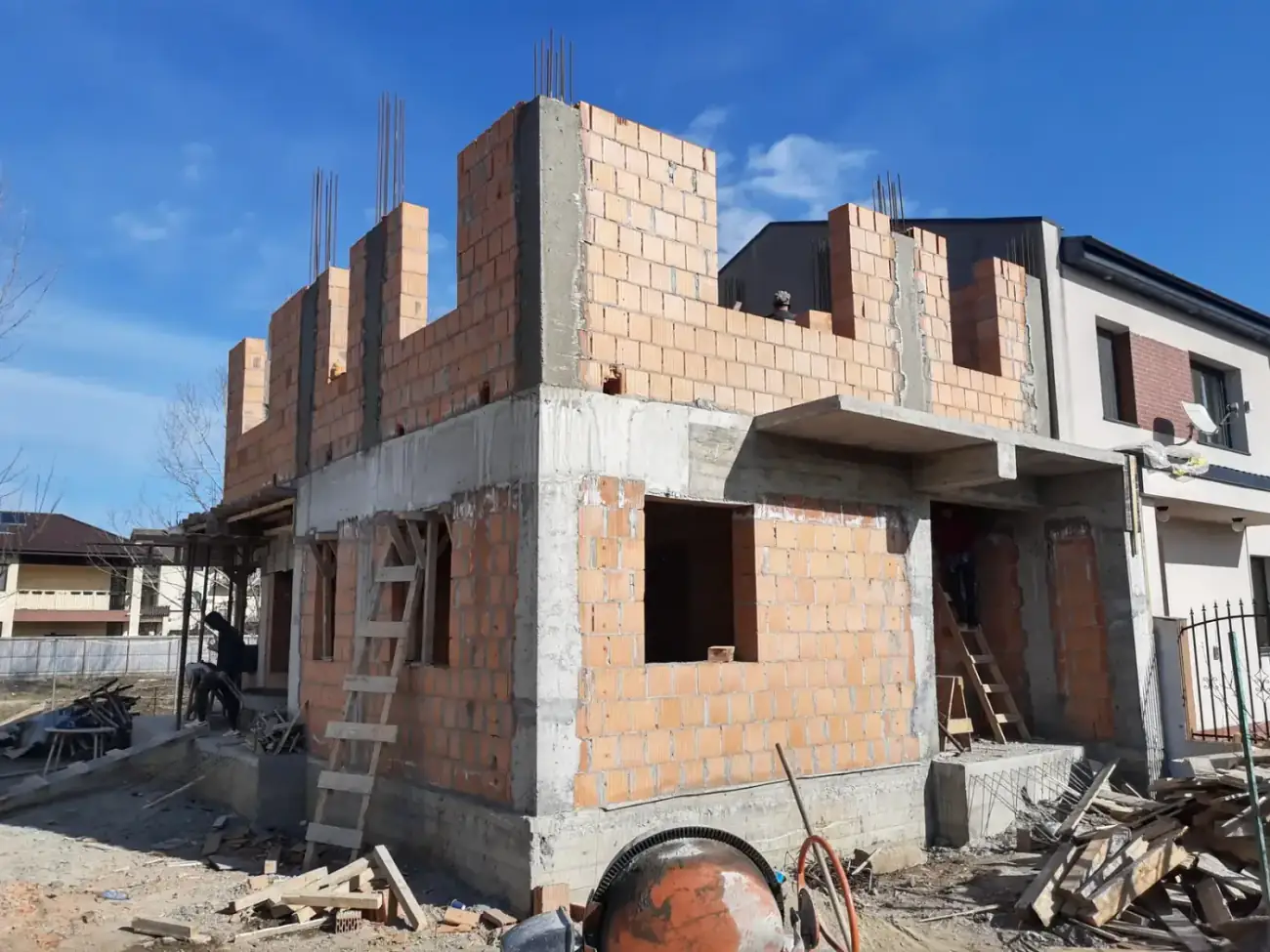 Casă Mărului 1 — SC SOFIA INVEST CONSTRUCT SRL