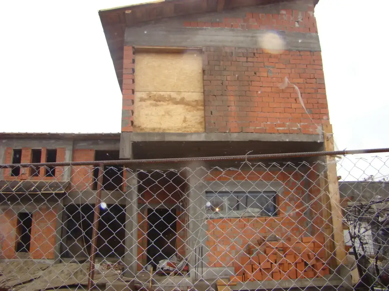 Casă Str Violoncelului — SC SOFIA INVEST CONSTRUCT SRL