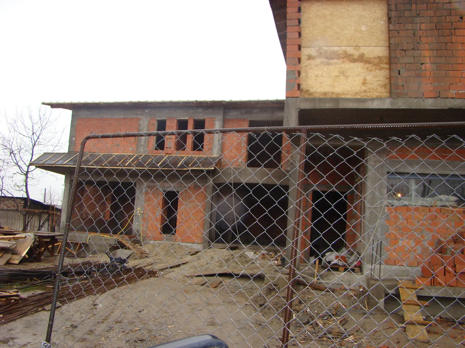 Casă Str Violoncelului — SC SOFIA INVEST CONSTRUCT SRL